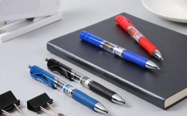 中国文具大王 月销1亿支笔，身家百亿的商业传奇